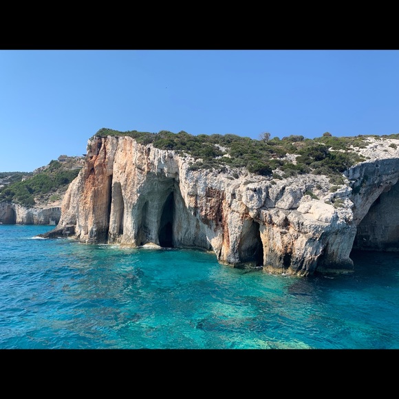 Meet your Posher, Megan - Picture 1 of 1